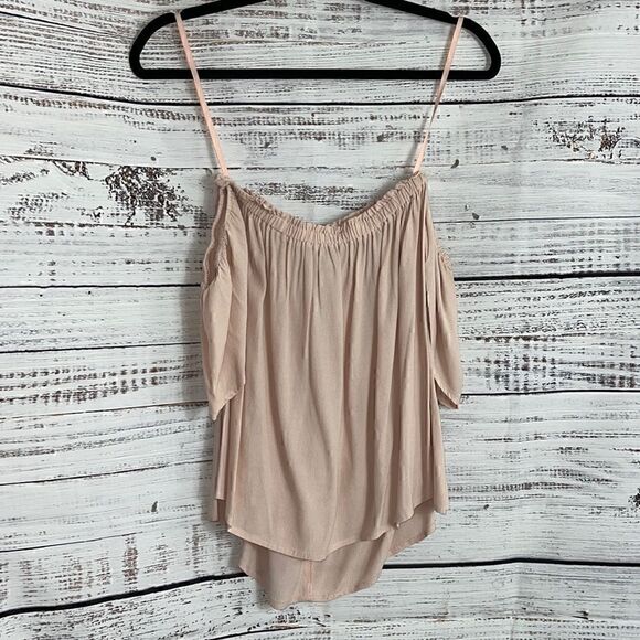 BLQ BASIQ  Top Womens Size 0 off shoulder Boho in Pale Blush pink Relaxed Urban - Picture 2 of 8